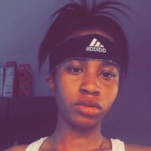 Meet your Posher, Denasia